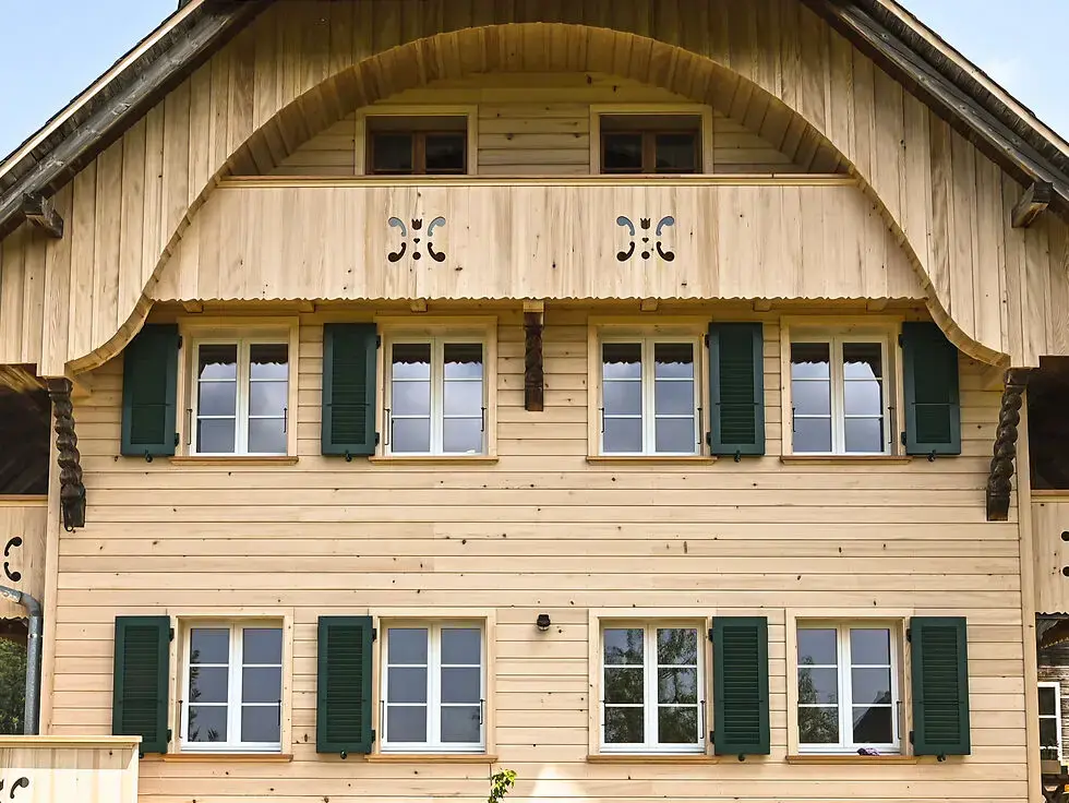 Neue Fenster für ein kleines Bauernhaus