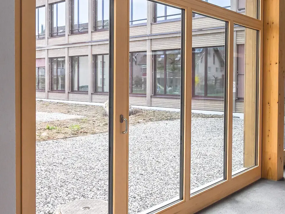 Neubau OSZ Zollbrück - Neue Fenster